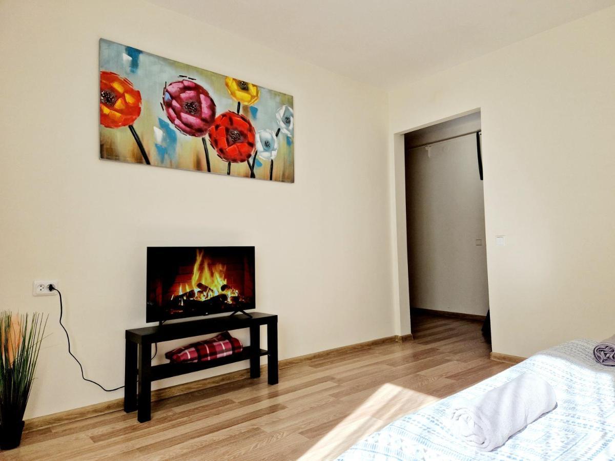 M&M Apartment X Self Check-In Panevėžys Εξωτερικό φωτογραφία